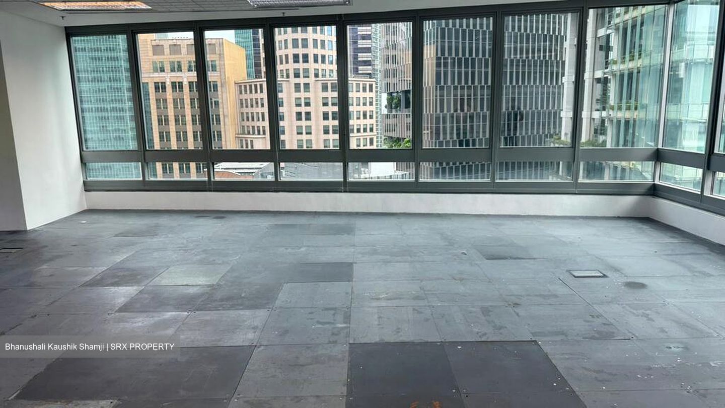 Singapore Land Tower (D1), Office #526768751
